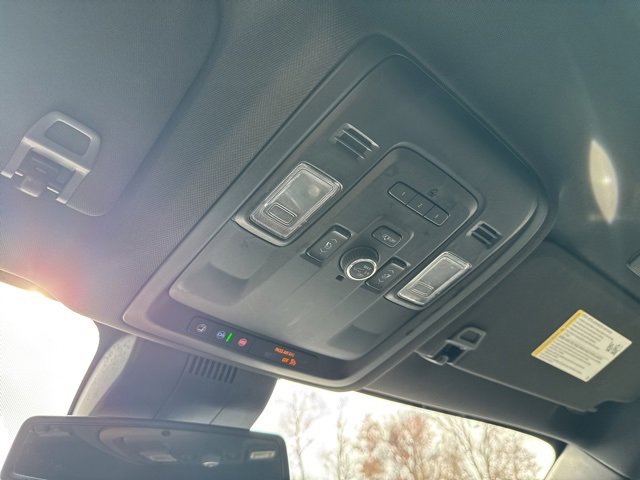 Used 2023 Chevrolet Tahoe LT w/ Luxury Package image 32