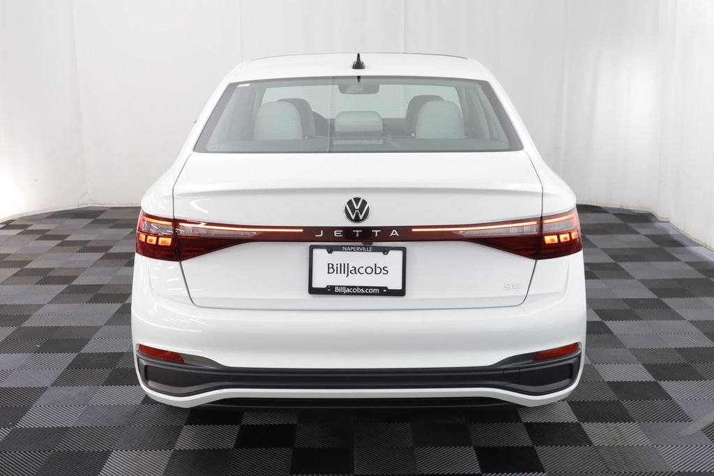 New 2026 Volkswagen Jetta SE FWD image 17