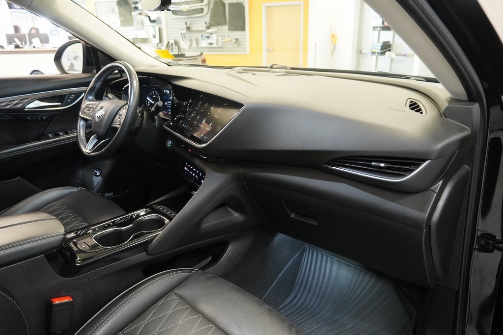 Used 2023 Buick Envision Avenir image 37