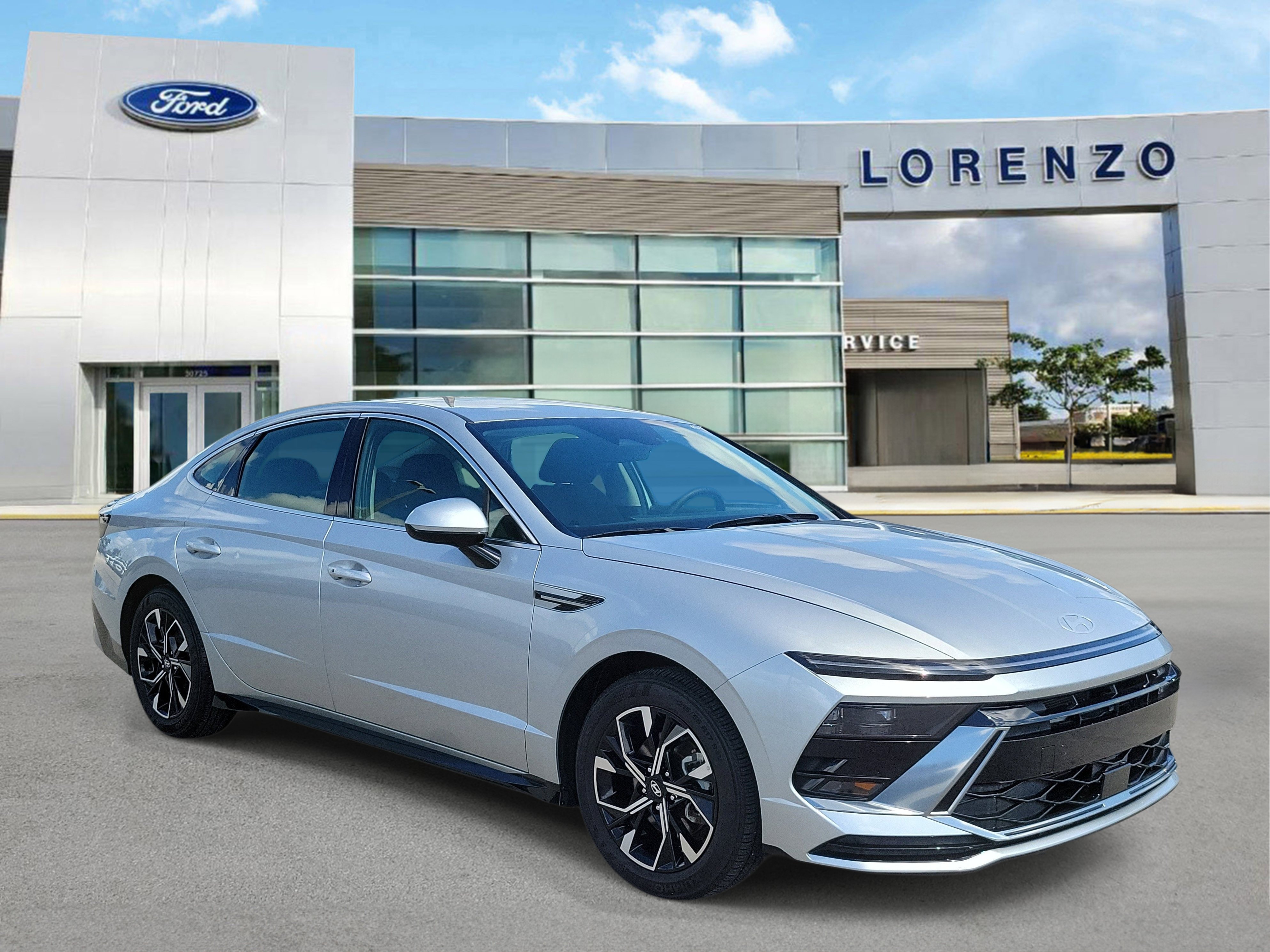 Used 2025 Hyundai Sonata SEL FWD image 3