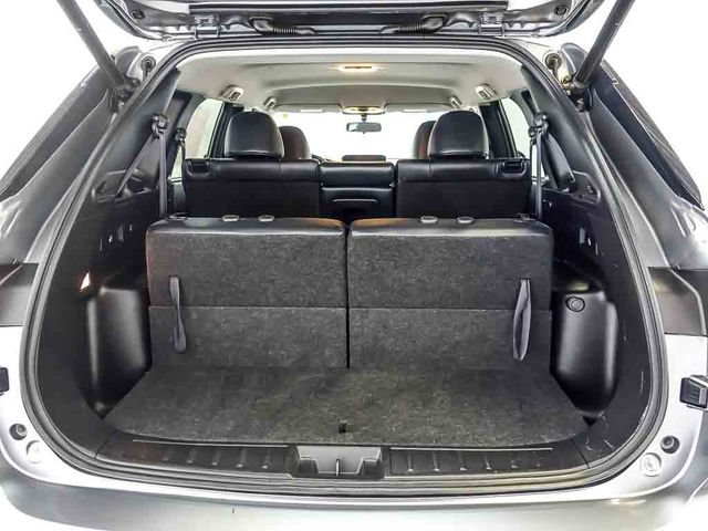 Used 2024 Mitsubishi Outlander SE AWD/4WD image 30