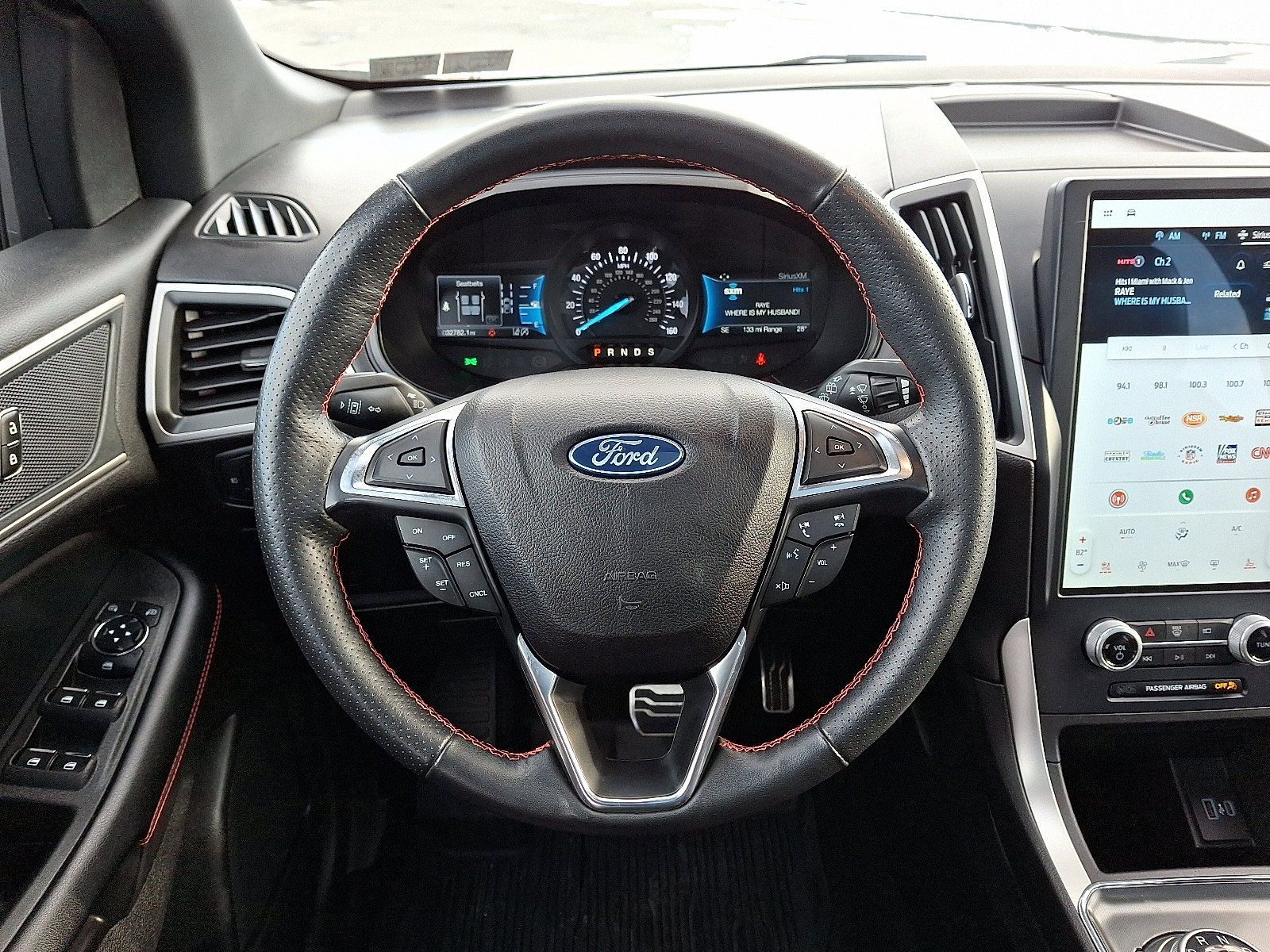 Used 2023 Ford Edge ST-Line image 21