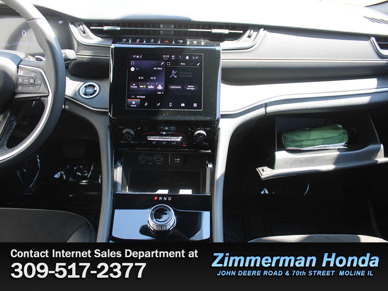 Used 2023 Jeep Grand Cherokee Altitude AWD/4WD image 16