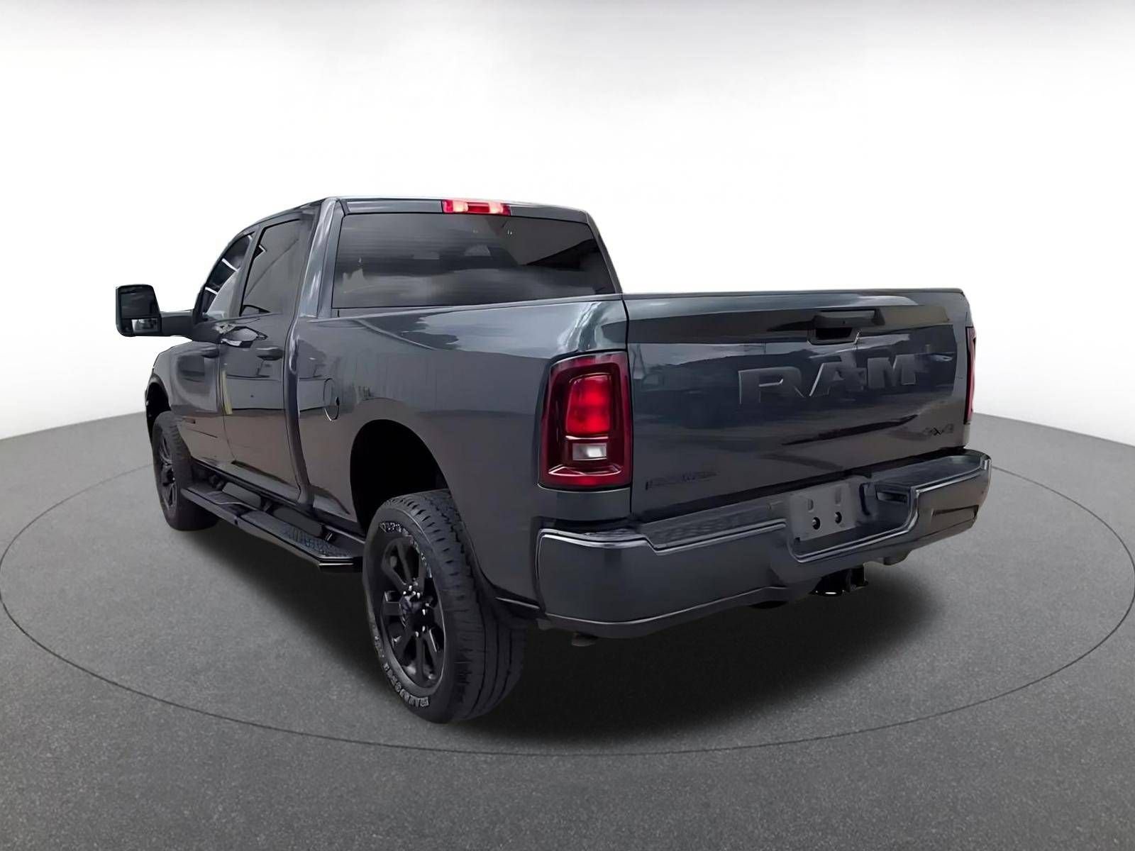 Used 2025 RAM 2500 Big Horn AWD/4WD image 10