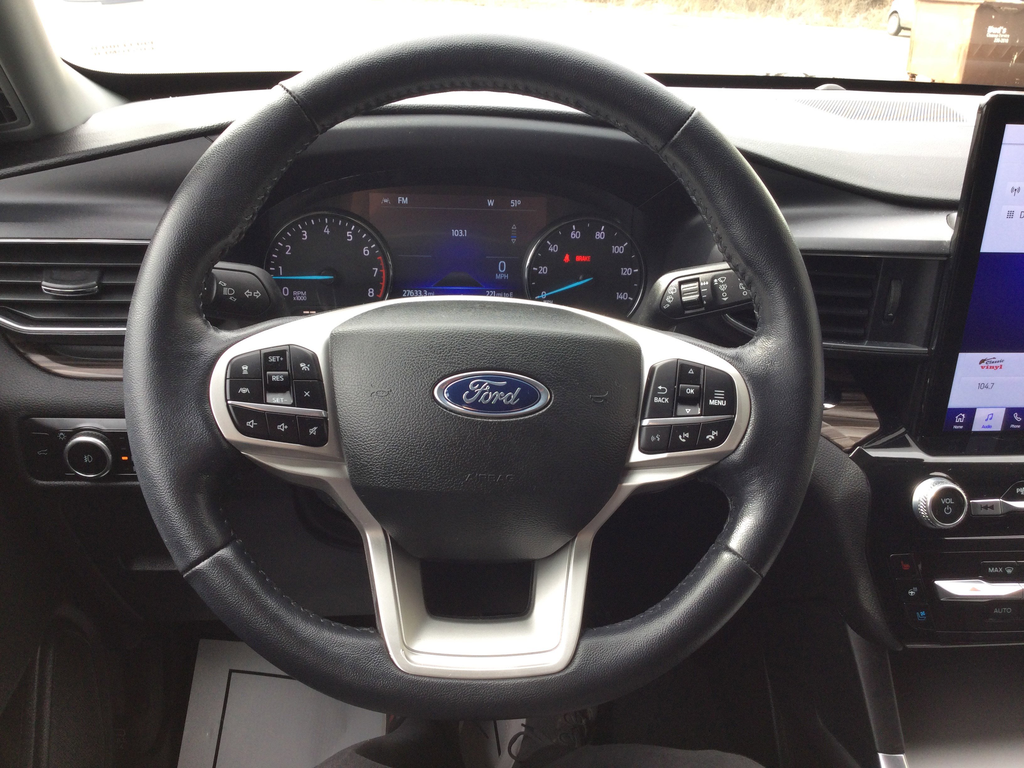 Used 2023 Ford Explorer Limited w/ Limited Technology Package image 20