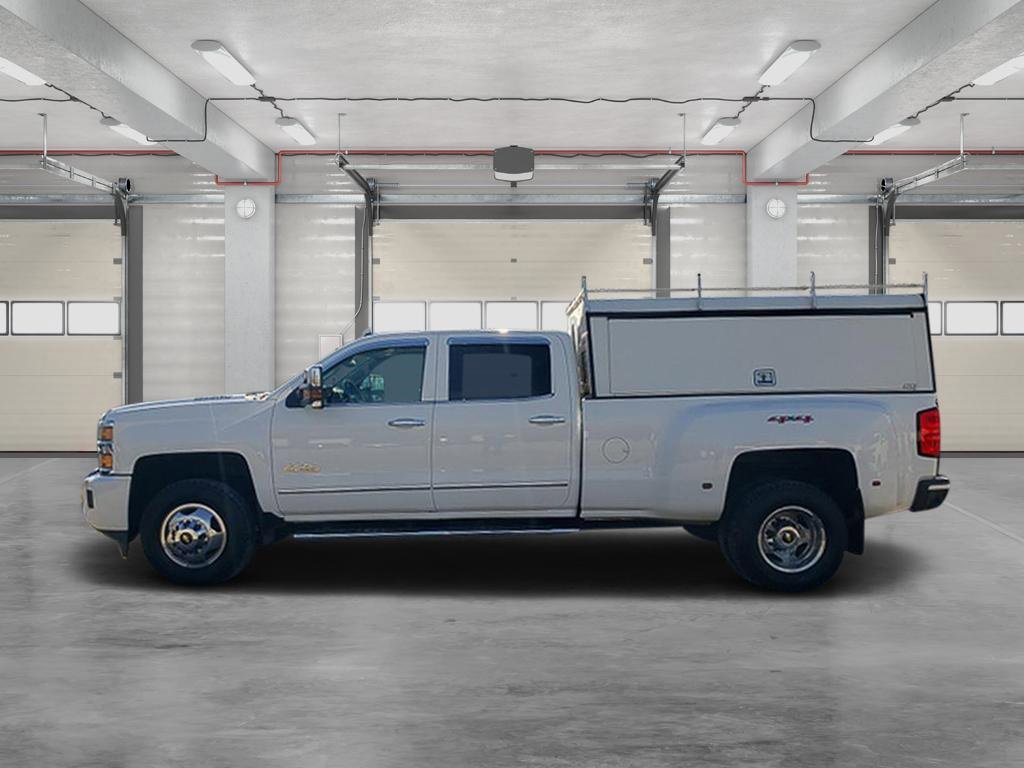 Used 2015 Chevrolet Silverado 3500 High Country w/ Duramax Plus Package image 4