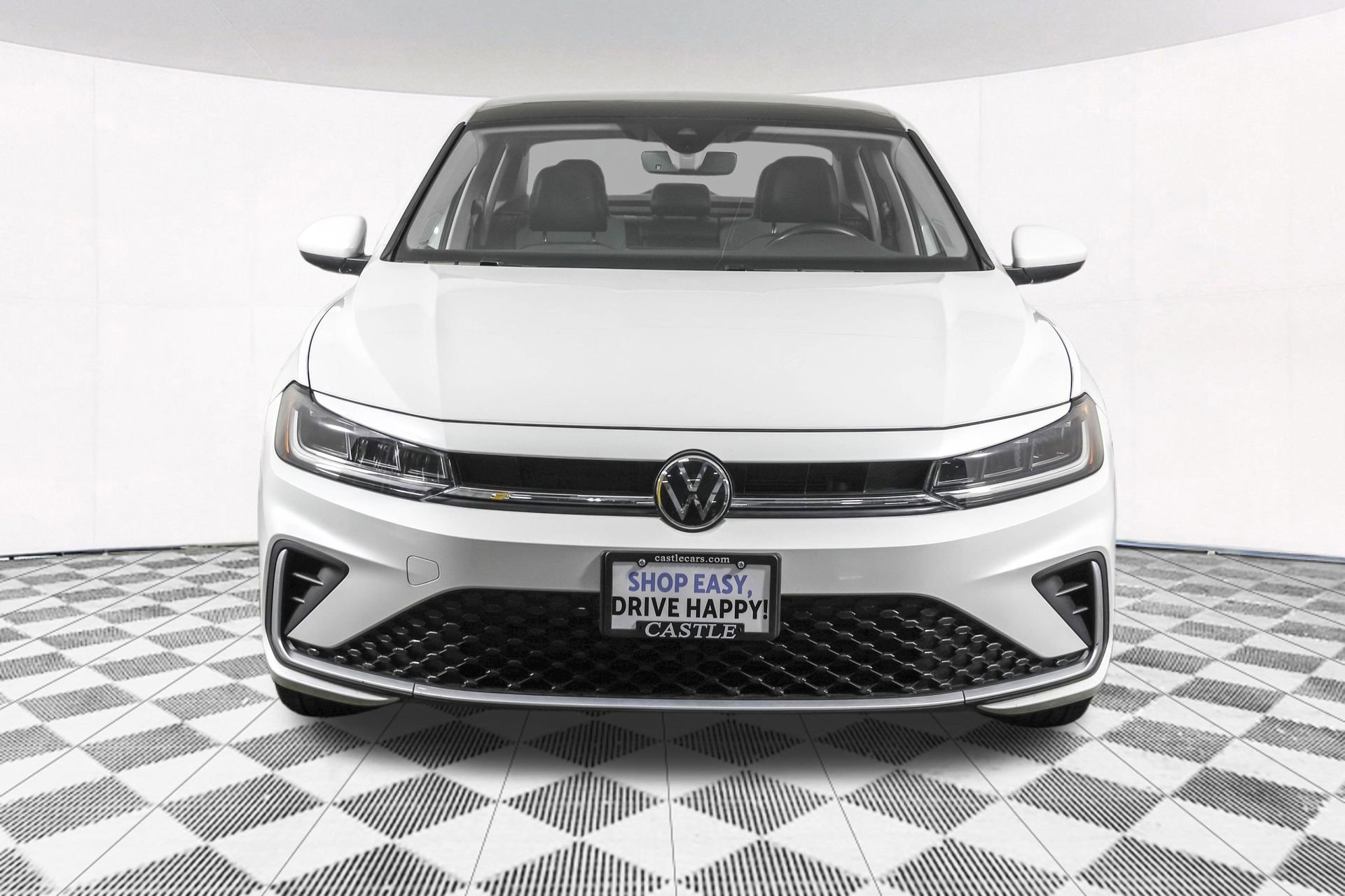 Used 2025 Volkswagen Jetta SE image 9