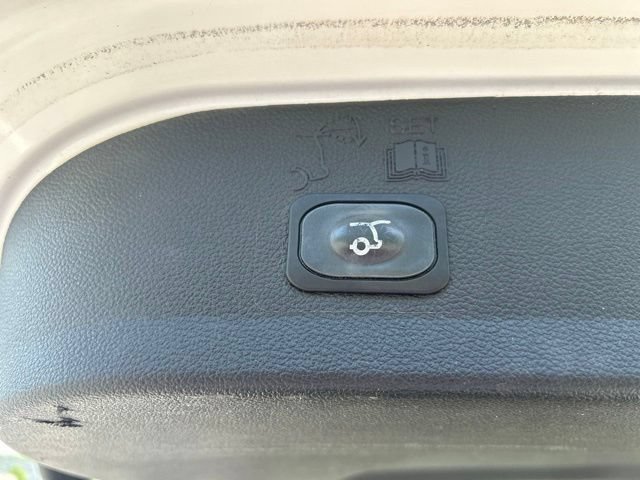Used 2019 Ford Escape SEL AWD/4WD image 38