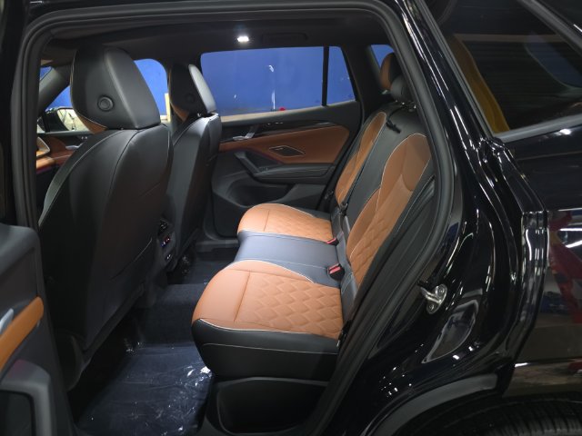 New 2026 Volkswagen Tiguan SEL R-Line AWD/4WD image 22