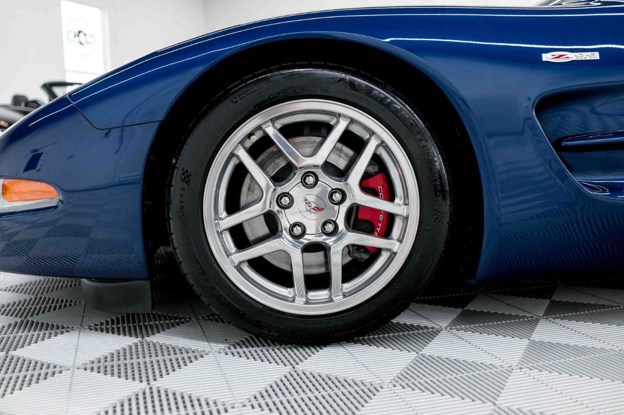 Used 2004 Chevrolet Corvette Z06 w/ Z06 Preferred Equipment Group image 39