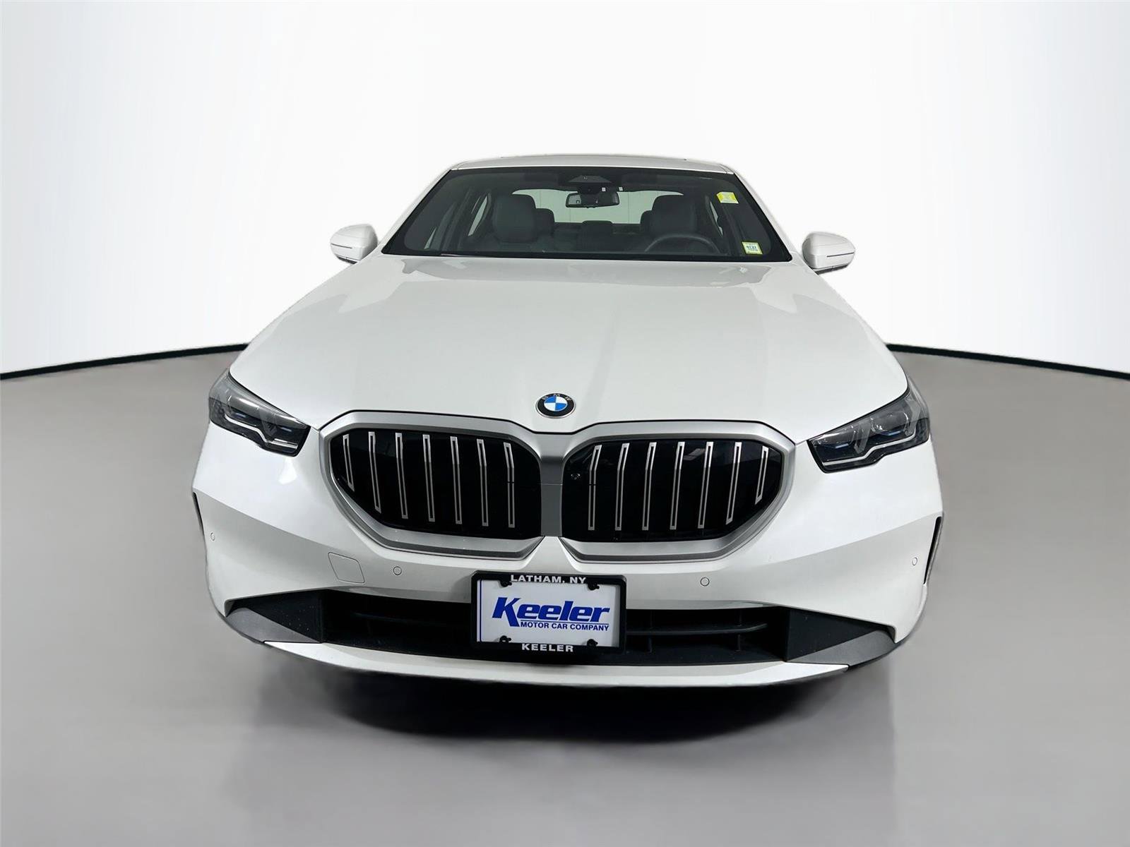 Certified 2026 BMW 530i xDrive w/ Premium Package image 9