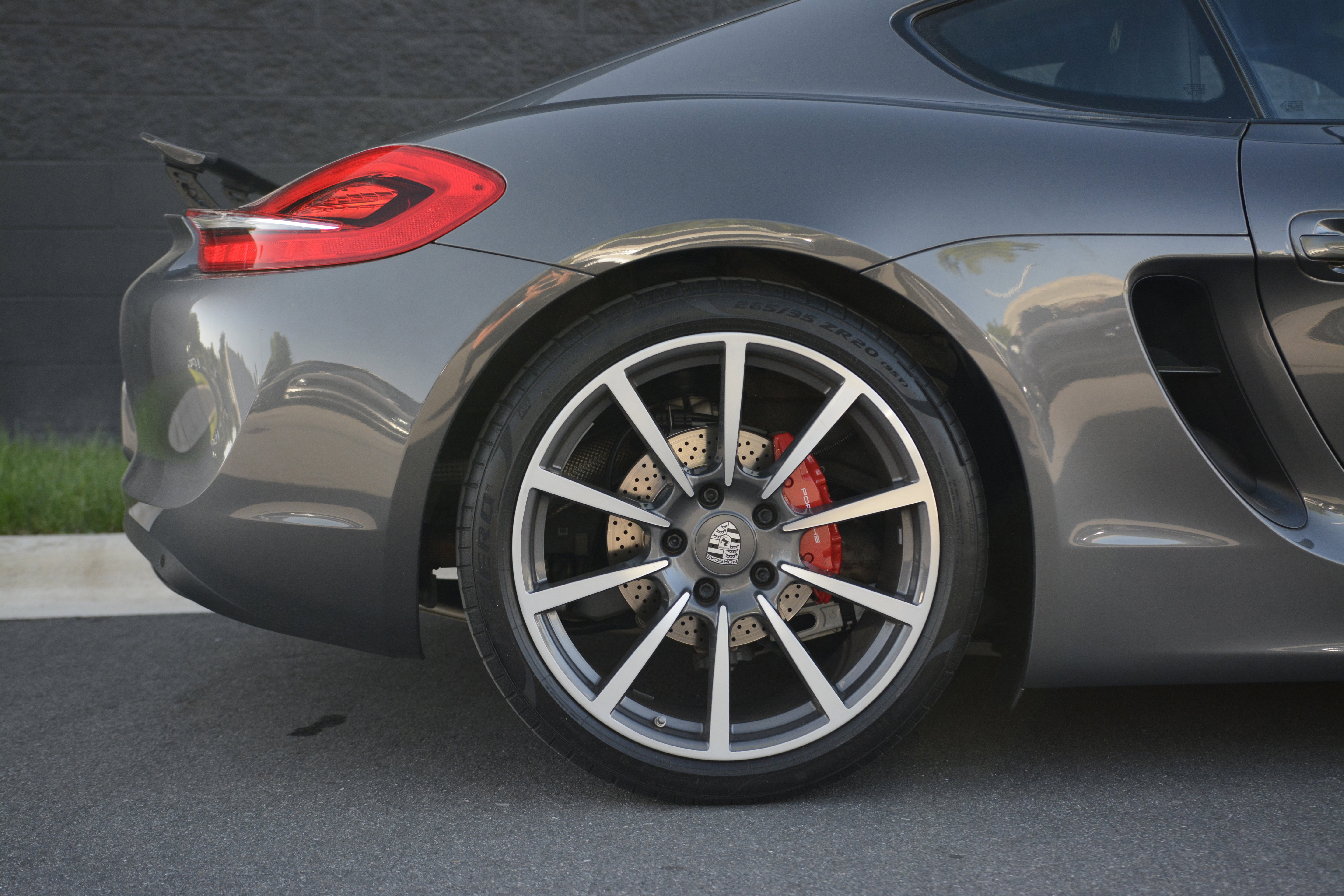Certified 2016 Porsche Cayman S image 28