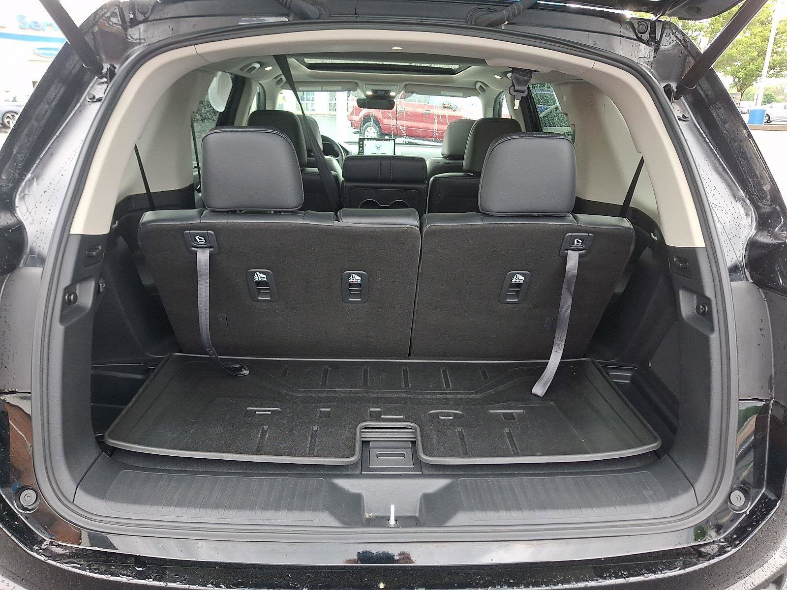 Used 2024 Honda Pilot Touring image 32