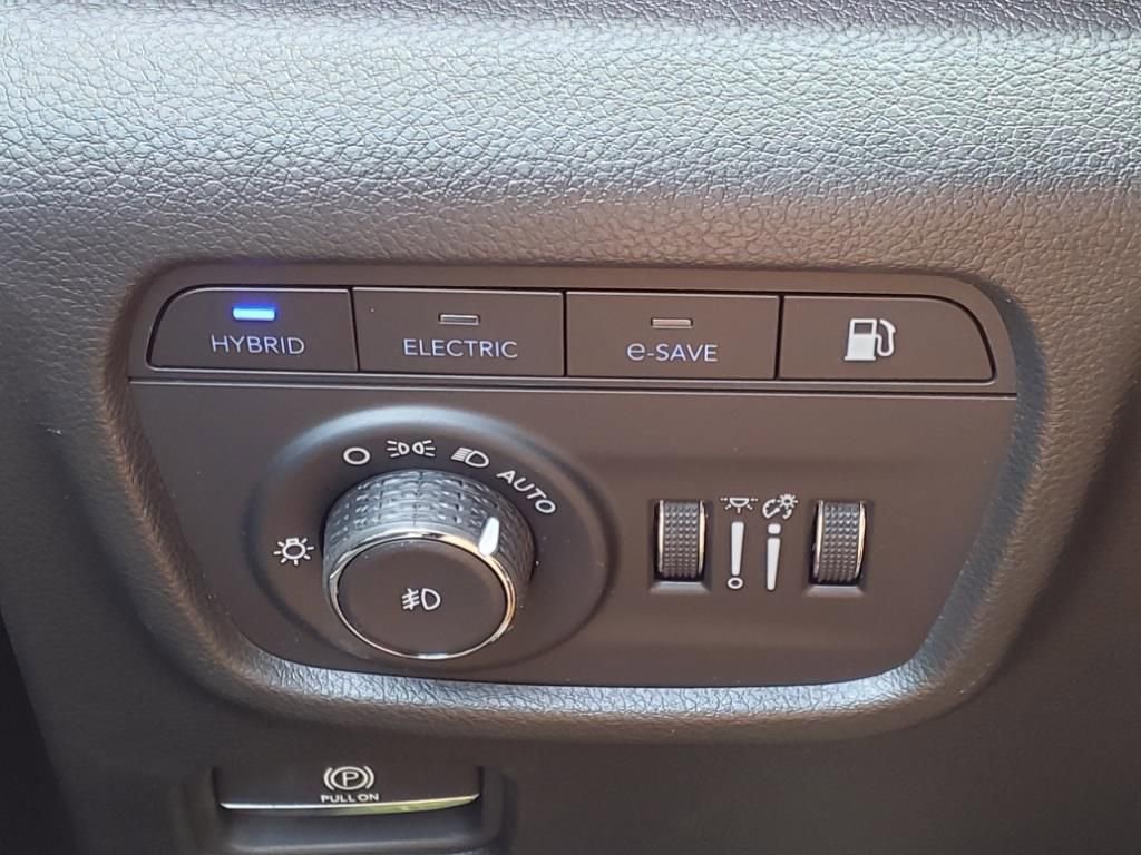 New 2023 Jeep Grand Cherokee Trailhawk w/ Advanced Protech Group II image 15