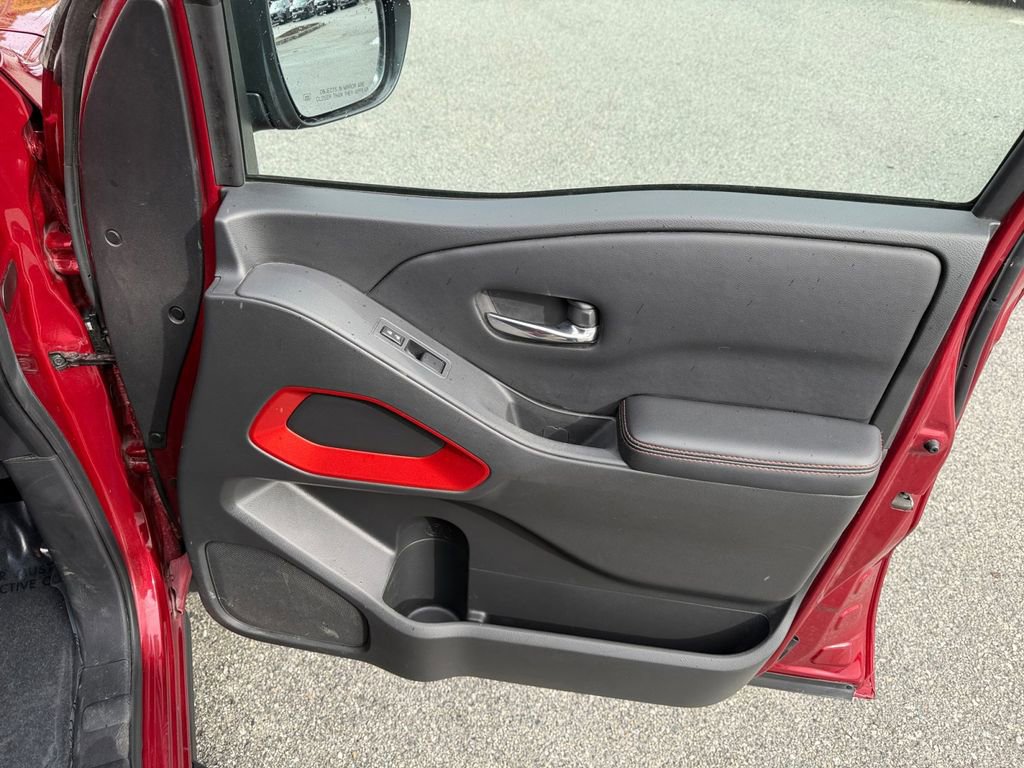 Used 2025 Nissan Frontier Pro-X w/ Pro Convenience Package image 28