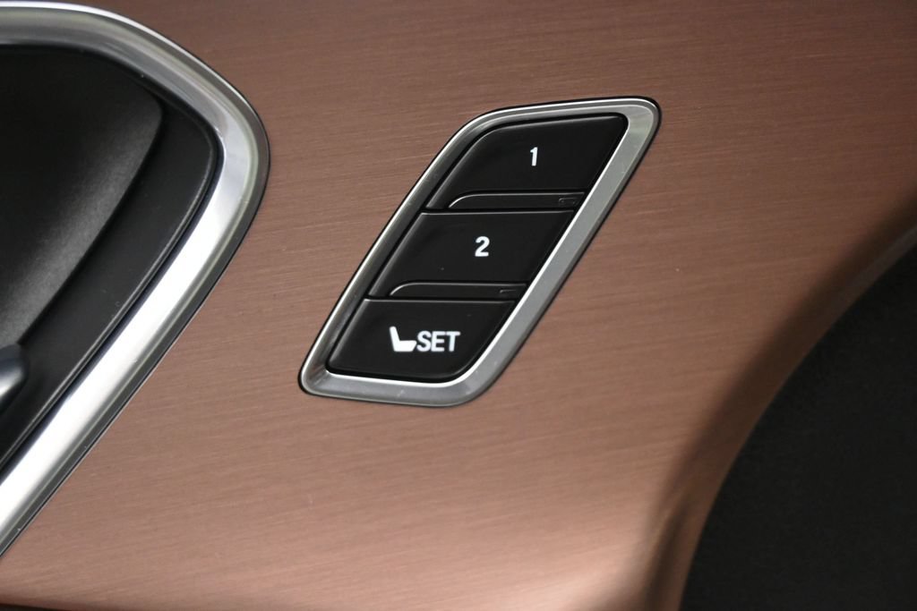 Used 2023 Acura RDX w/ Technology Package FWD image 6
