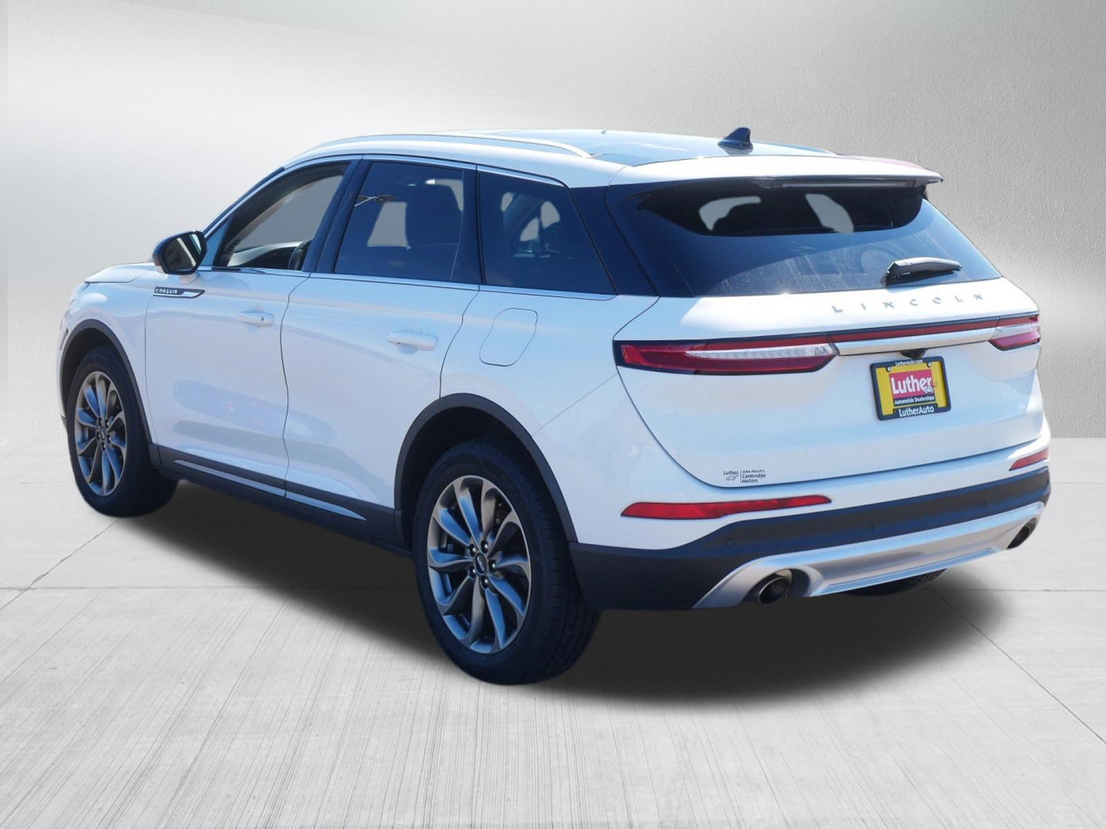 Used 2021 Lincoln Corsair AWD w/ Premium Package image 5