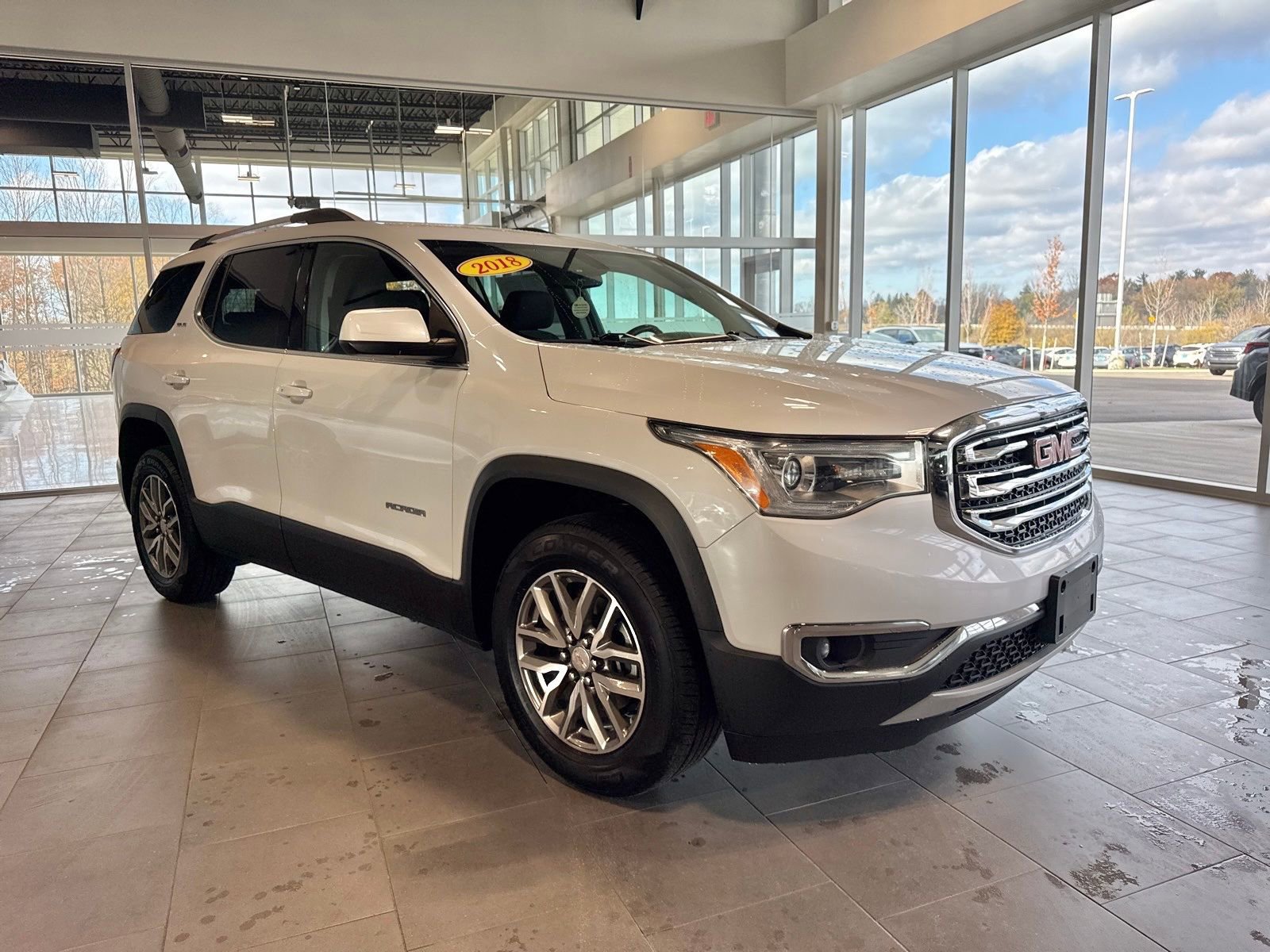 Used 2018 GMC Acadia SLE