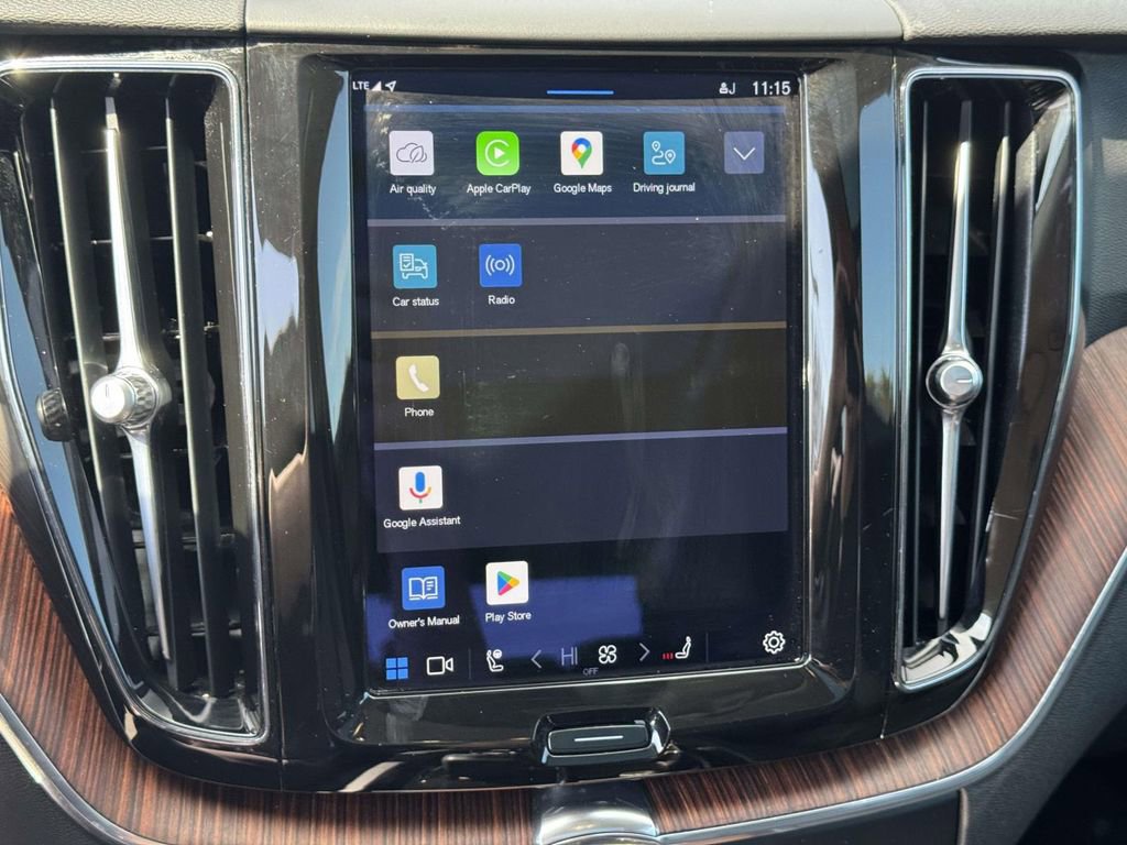 Certified 2023 Volvo XC60 B5 Plus image 25