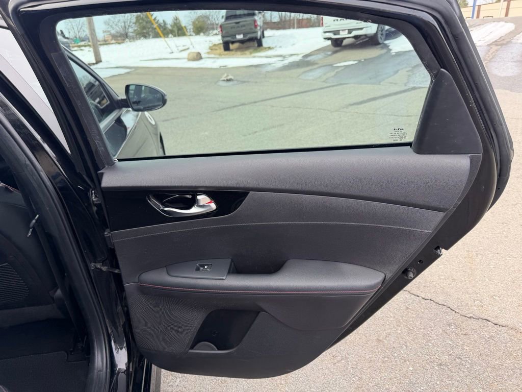 Used 2021 Kia Forte GT image 34