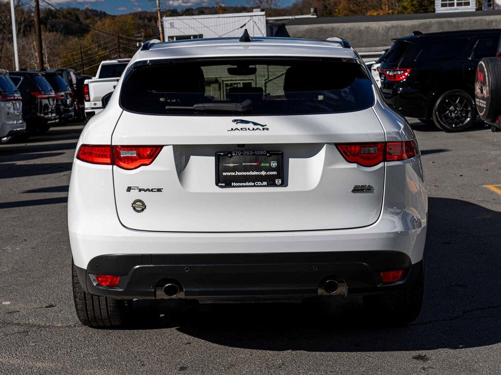 Used 2020 Jaguar F-PACE Premium image 5