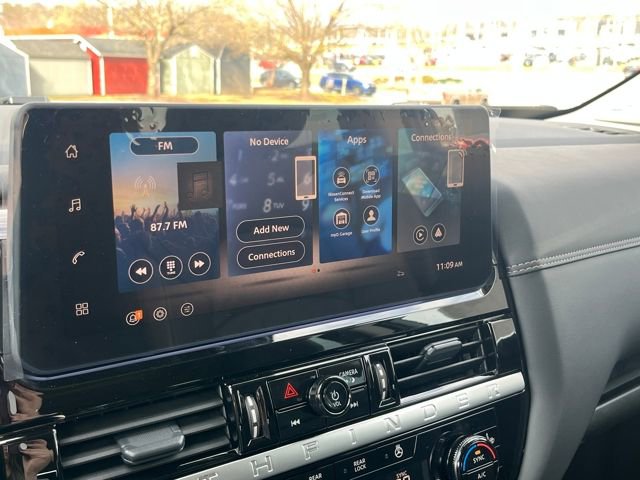 New 2026 Nissan Pathfinder Platinum image 20