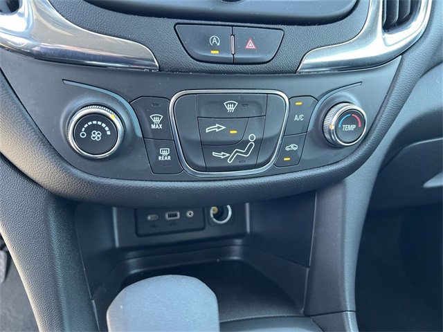 Used 2023 Chevrolet Equinox LT image 16