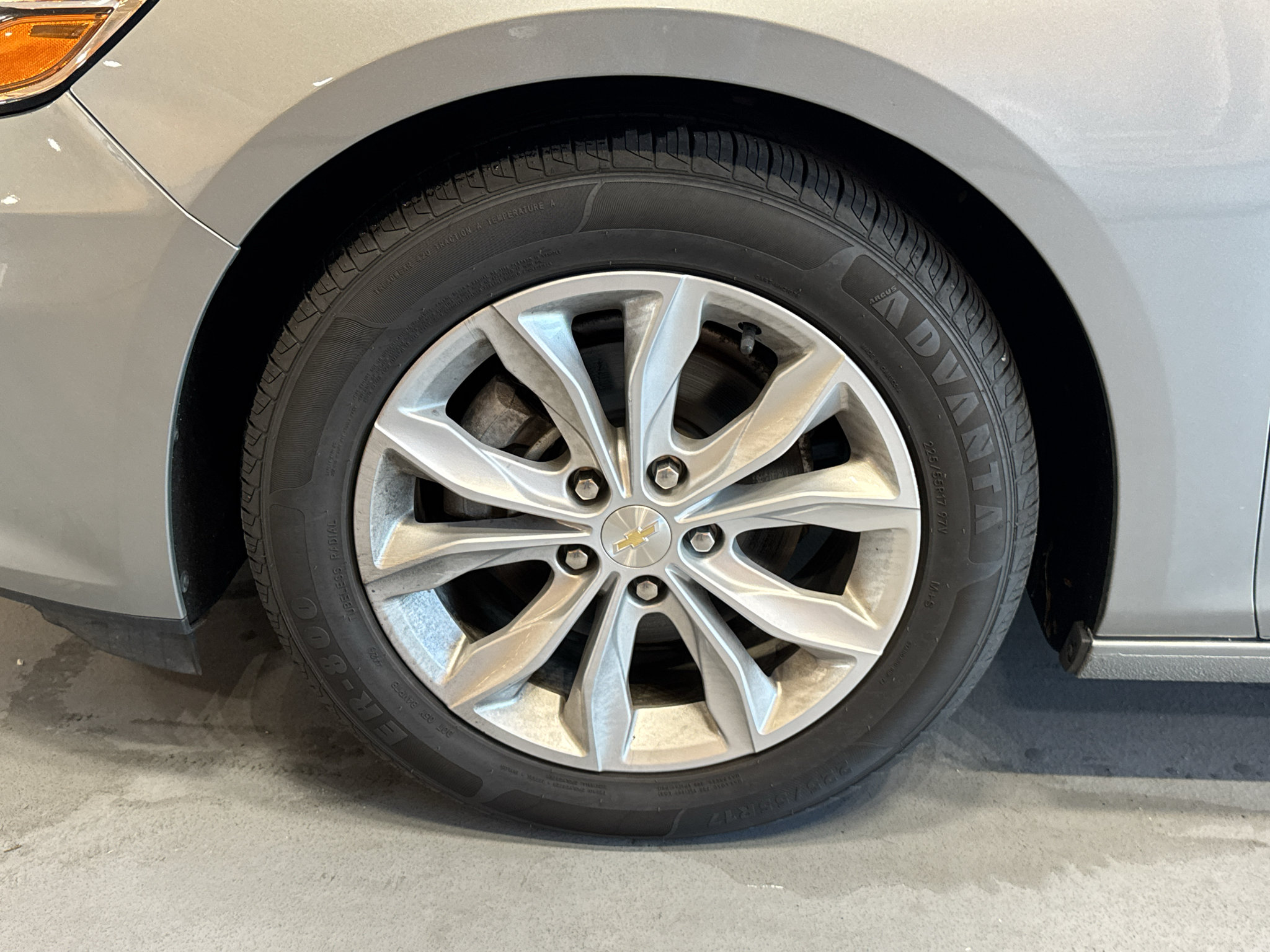 Used 2024 Chevrolet Malibu LT FWD image 9