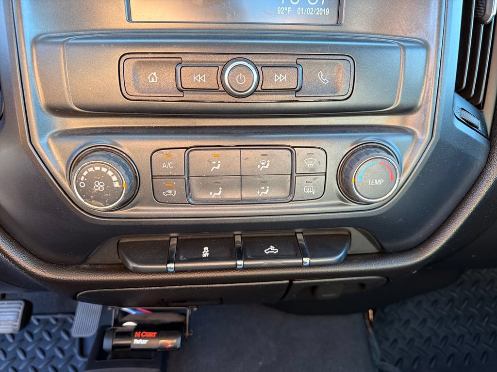 Used 2019 Chevrolet Silverado 1500 Custom w/ Custom Convenience Package AWD/4WD image 27