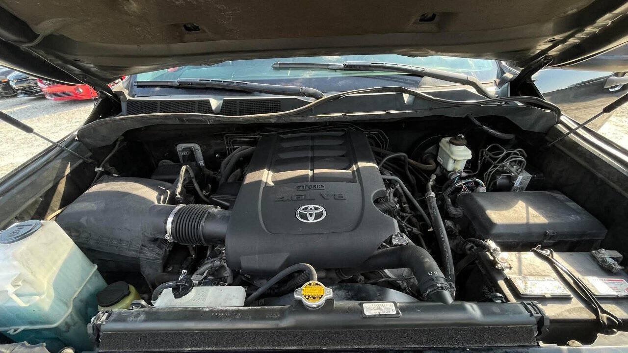 Used 2015 Toyota Tundra SR5 w/ SR5 Upgrade Package RWD image 10