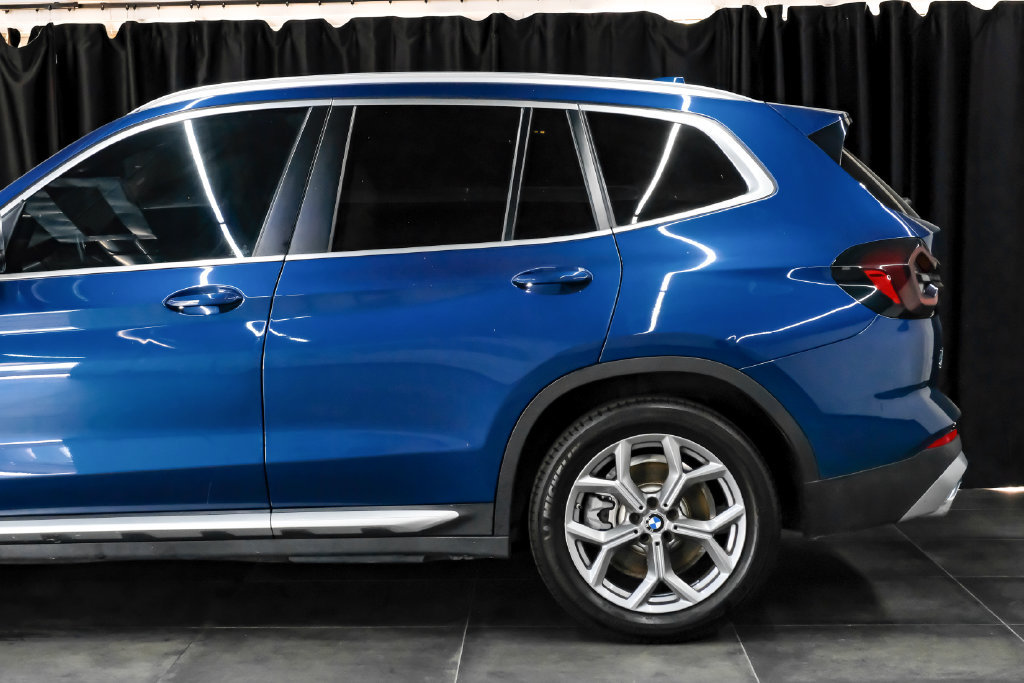 Used 2023 BMW X3 xDrive30i w/ Convenience Package AWD/4WD image 16