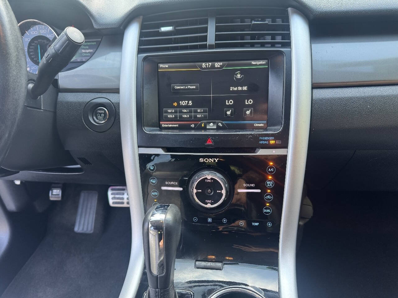 Used 2011 Ford Edge Sport w/ Driver Entry Pkg FWD image 9
