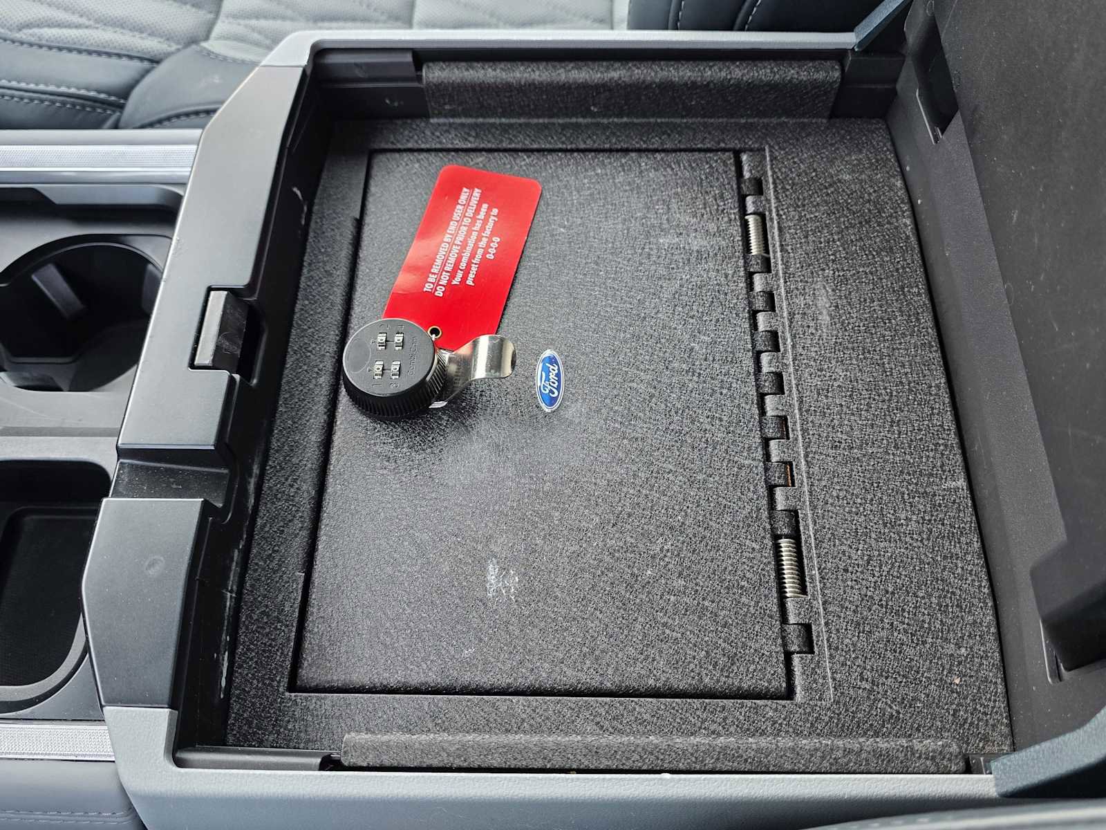 Used 2024 Ford F350 Limited w/ FX4 Off-Road Package image 50