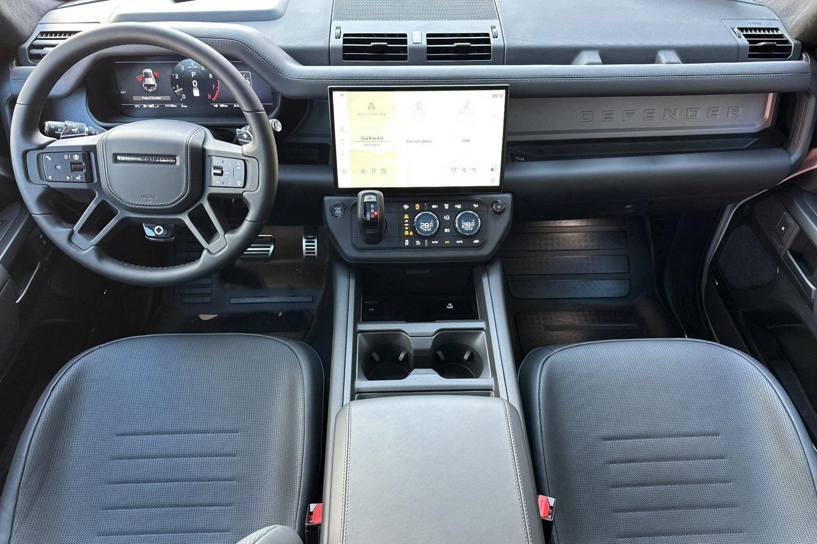 New 2026 Land Rover Defender 110 OCTA AWD/4WD image 26