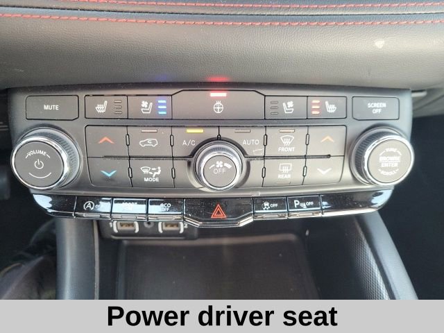 Used 2023 Dodge Durango GT image 7