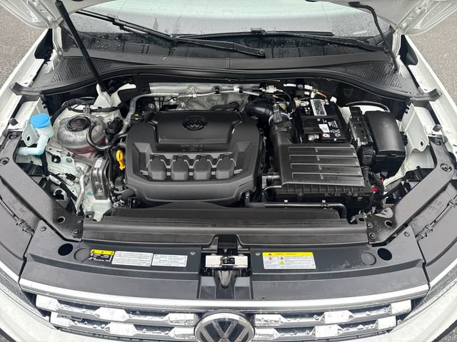 Used 2021 Volkswagen Tiguan SEL Premium R-Line w/ 3rd Row Seat Package AWD/4WD image 22