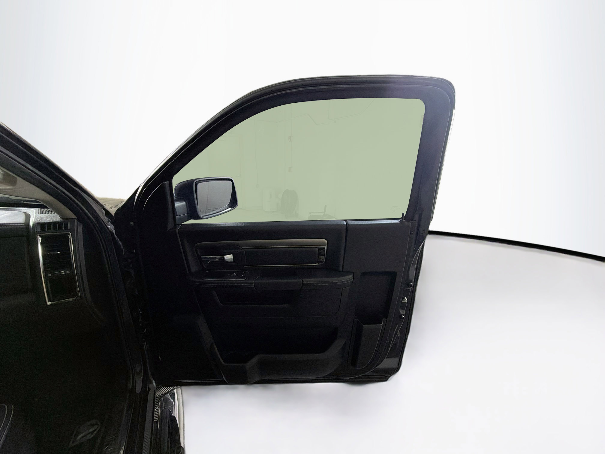Used 2017 RAM 1500 Sport RWD image 28