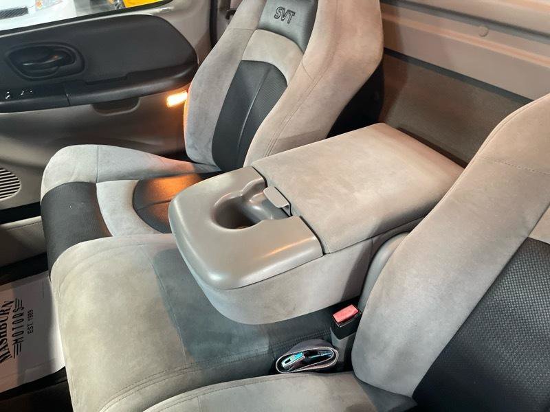 Used 2002 Ford F150 Lightning RWD image 76
