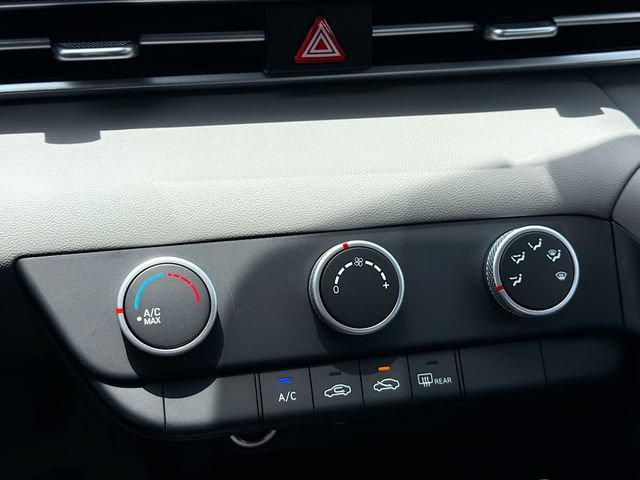 New 2026 Hyundai Elantra SE FWD image 15