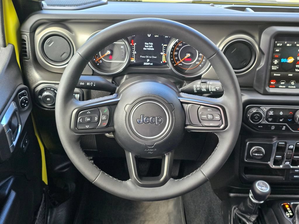 Used 2023 Jeep Wrangler Unlimited Sport AWD/4WD image 17