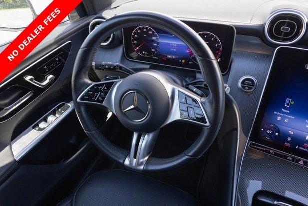 Used 2024 Mercedes-Benz GLC 300 4MATIC image 24