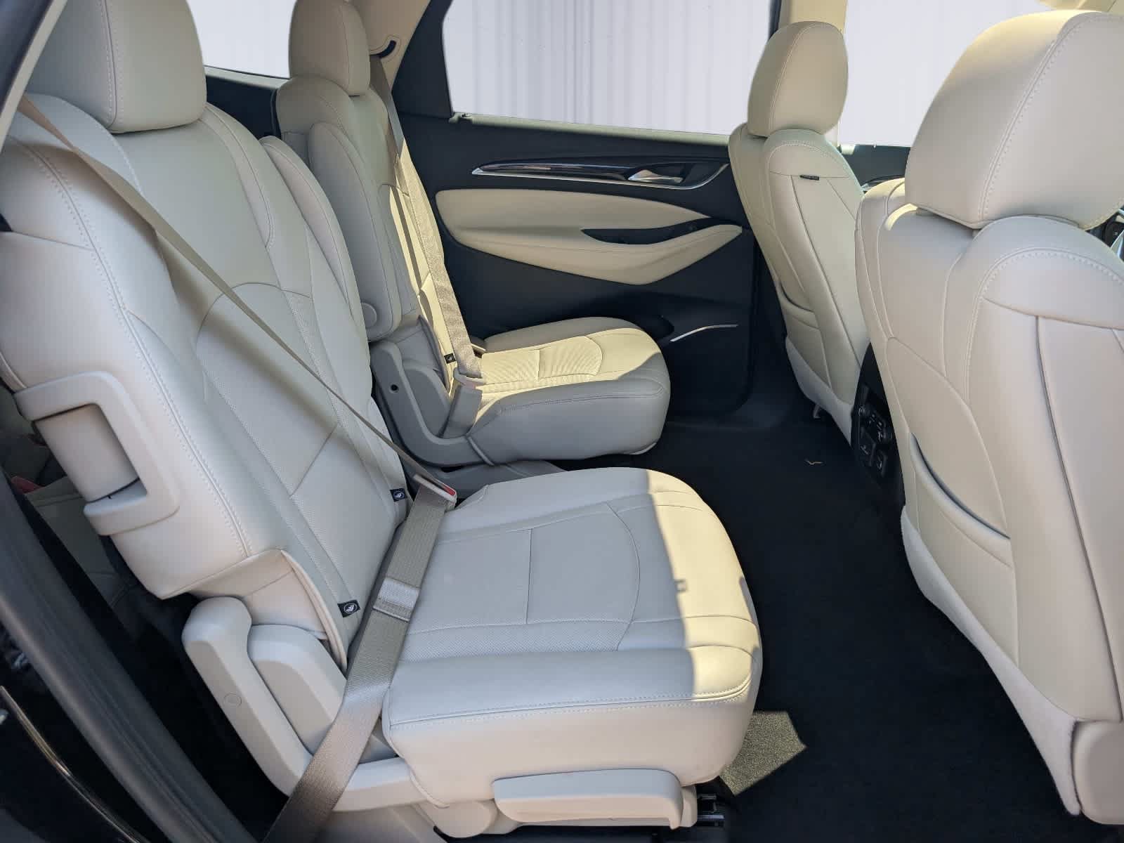 Certified 2023 Buick Enclave Premium w/ Experience Buick Package AWD/4WD image 10