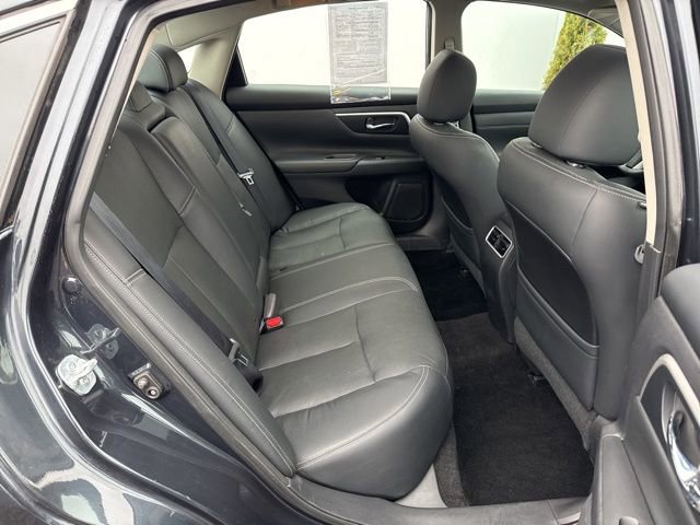 Used 2016 Nissan Altima 2.5 SL w/ 2.5 Technology w/LED Package image 25