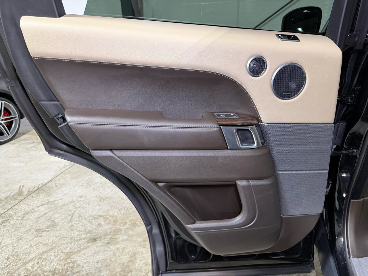 Used 2019 Land Rover Range Rover Sport HSE image 34