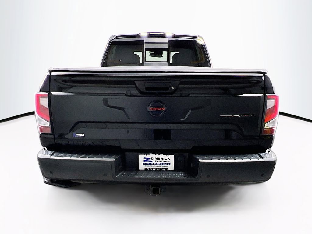 Used 2021 Nissan Titan PRO-4X w/ Pro-4x Convenience Package AWD/4WD image 7