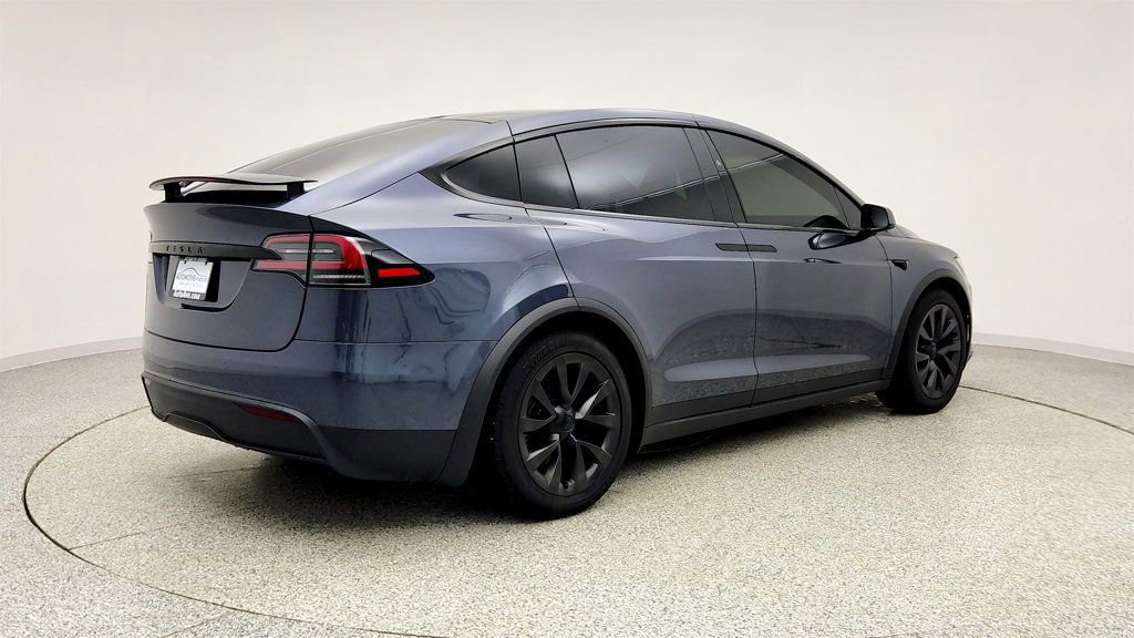 Used 2022 Tesla Model X image 5