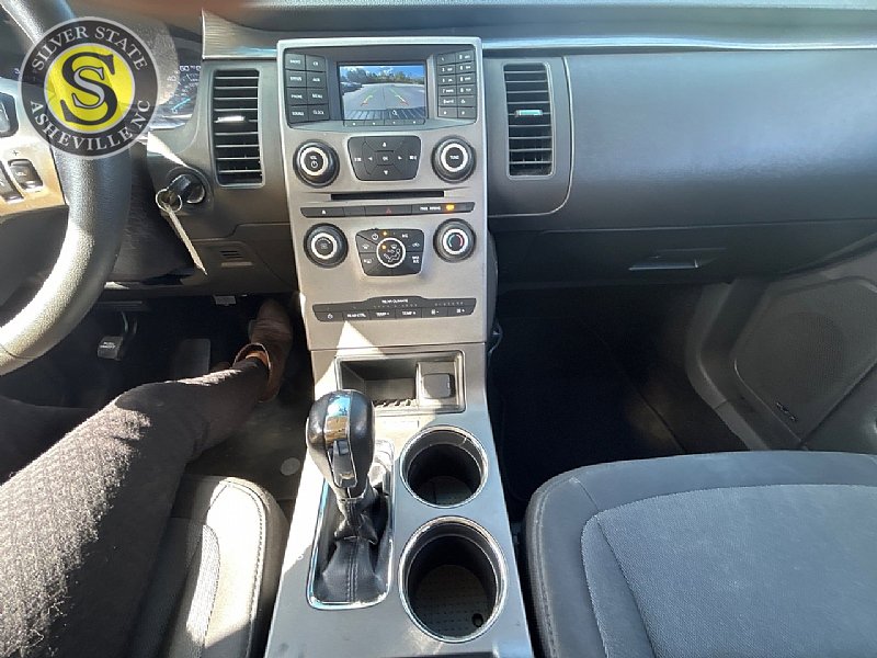 Used 2019 Ford Flex SE image 27