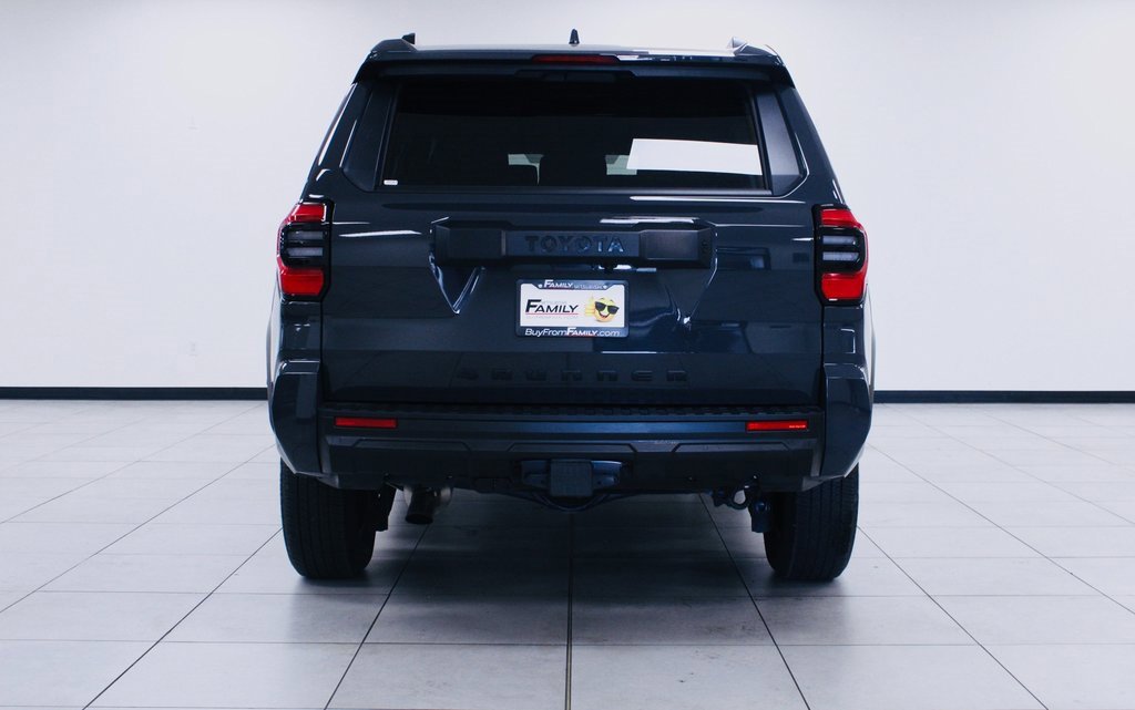 Used 2025 Toyota 4Runner SR5 image 4