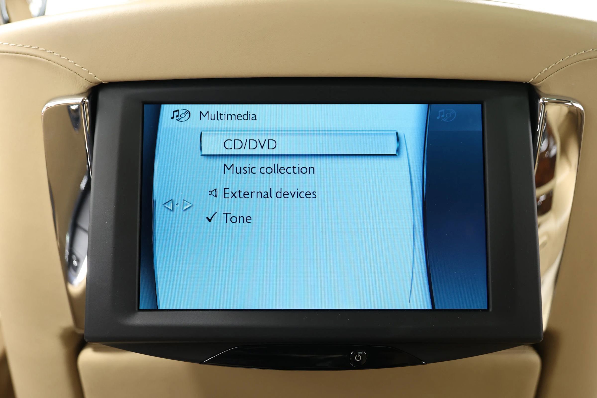 Used 2015 Rolls-Royce Ghost image 66