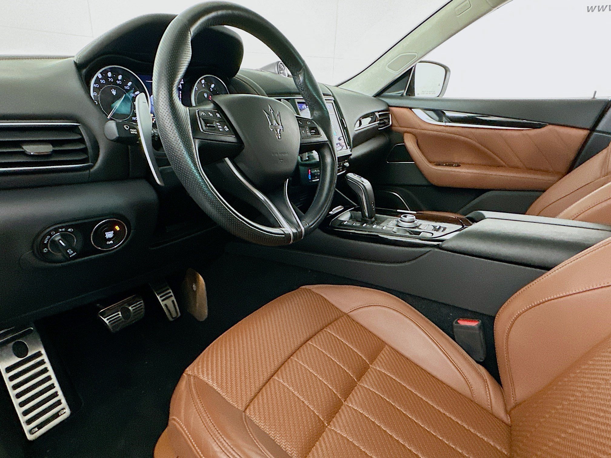 Used 2022 Maserati Levante Modena AWD/4WD image 7